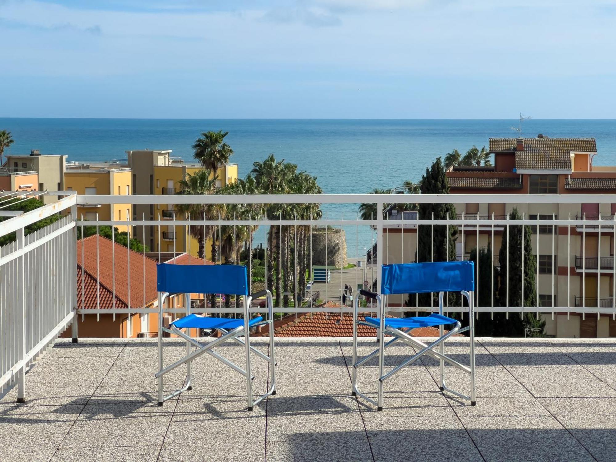 Casa Carlotta Apartment ซานบาร์โตโลเมโอ อัล มาเร ภายนอก รูปภาพ