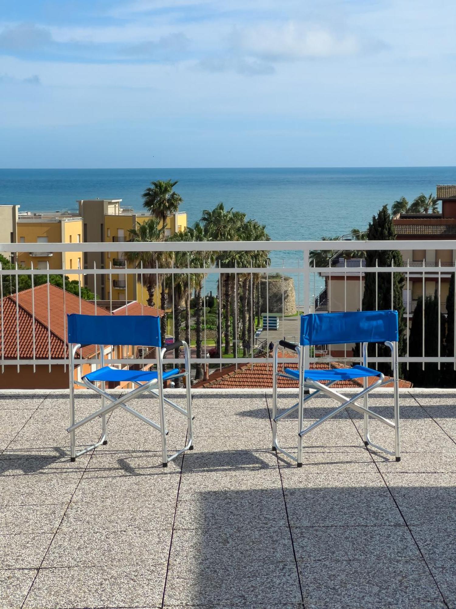 Casa Carlotta Apartment ซานบาร์โตโลเมโอ อัล มาเร ภายนอก รูปภาพ